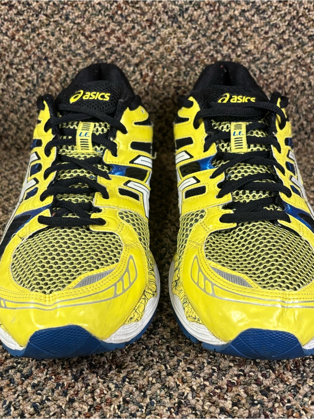 Asics GEL Limited Edition Yellow/Black Running Shoes – Men’s Size 11